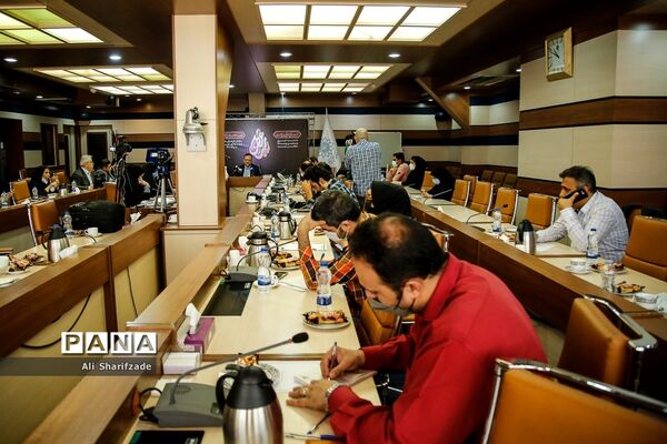 نشست خبری تشریح برنامه‌های بیستمین رویداد عطر سیب