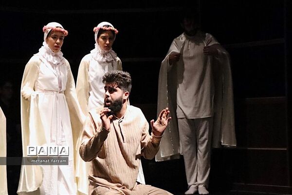 کنسرت نمایش شبنم عشق، در فرهنگسرای کوثر دماوند