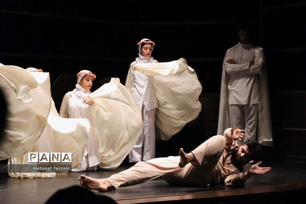 کنسرت نمایش شبنم عشق، در فرهنگسرای کوثر دماوند