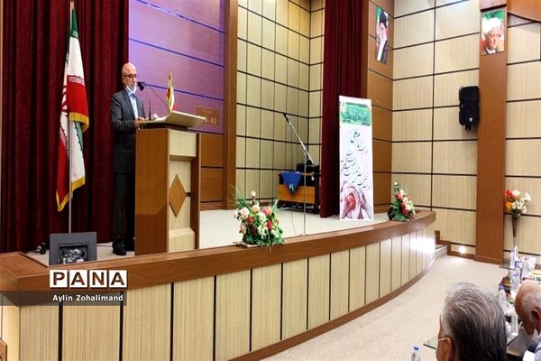 همایش تجلیل از دانش‌آموزان و دانشجویان تحت پوشش بنیاد خیریه امام علی (ع) رباط کریم