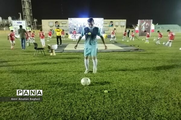 آیین افتتاحیه مسابقات فوتسال فرهنگیان کشور در شیراز