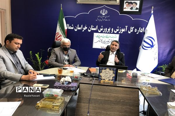 ابلاغ حکم ریاست شورای برنامه‌ریزی سازمان دانش‌آموزی استان به مدیرکل آموزش و پرورش