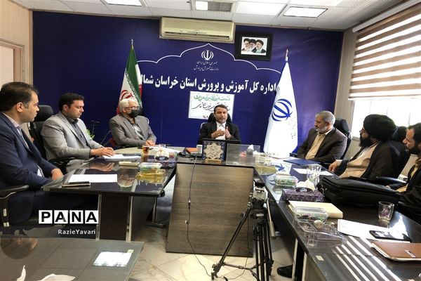 ابلاغ حکم ریاست شورای برنامه‌ریزی سازمان دانش‌آموزی استان به مدیرکل آموزش و پرورش