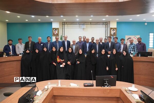گردهمایی مدیران مدارس استعدادهای درخشان اصفهان