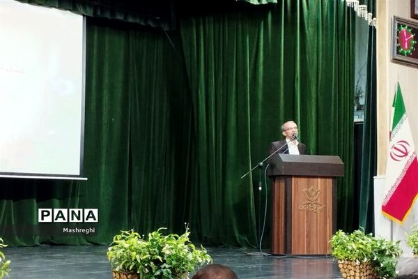 مراسم معارفه سرپرست جدید آموزش و پرورش شهرستان کاشان