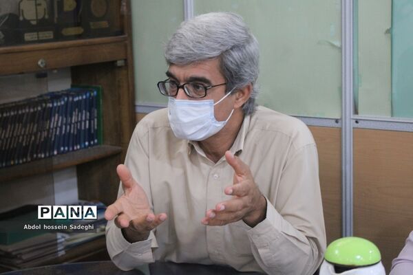 جلسه هم‌اندیشی مربیان و مدرسان پیشتاز سازمان دانش‌آموزی استان بوشهر
