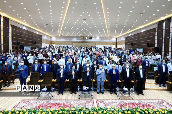 آیین اختتامیه چهلمین دوره مسابقات قرآن، عترت و نماز دانش‌آموزان سراسر کشور