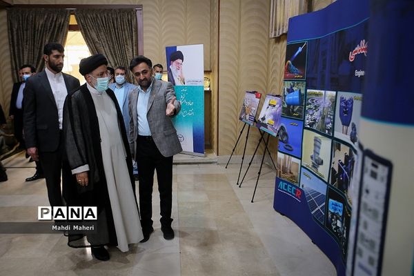 دیدار پژوهشگران و مدیران جهاد دانشگاهی با رئیس‌جمهور