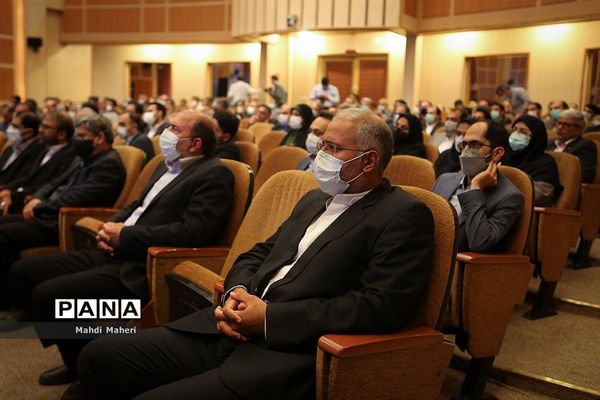 دیدار پژوهشگران و مدیران جهاد دانشگاهی با رئیس‌جمهور