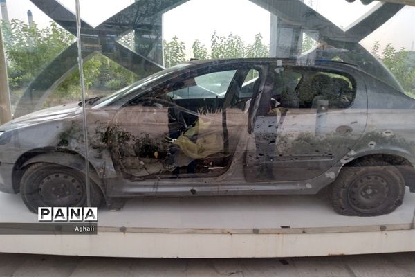 بازدید دانش‌آموزان منطقه ۱۳ در سالروز عملیات افتخار آفرین مرصاد از موزه ملی دفاع مقدس