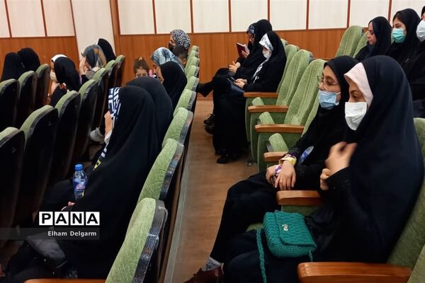 نشست « زینبیان بسوی ظهور» در شوشتر