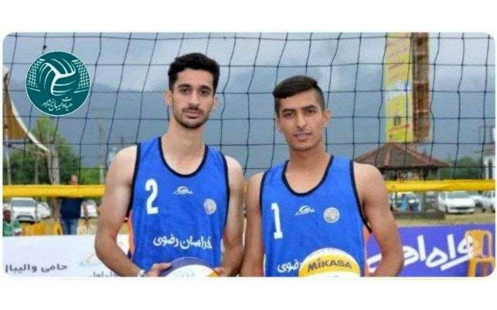 تیم والیبال ساحلی فیروزه در مسابقات چابکسر حضور دارد