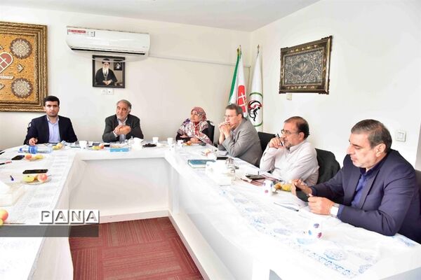 نذر تخصص و غربالگری دانش‌آموزان