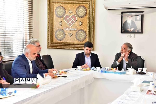 نذر تخصص و غربالگری دانش‌آموزان