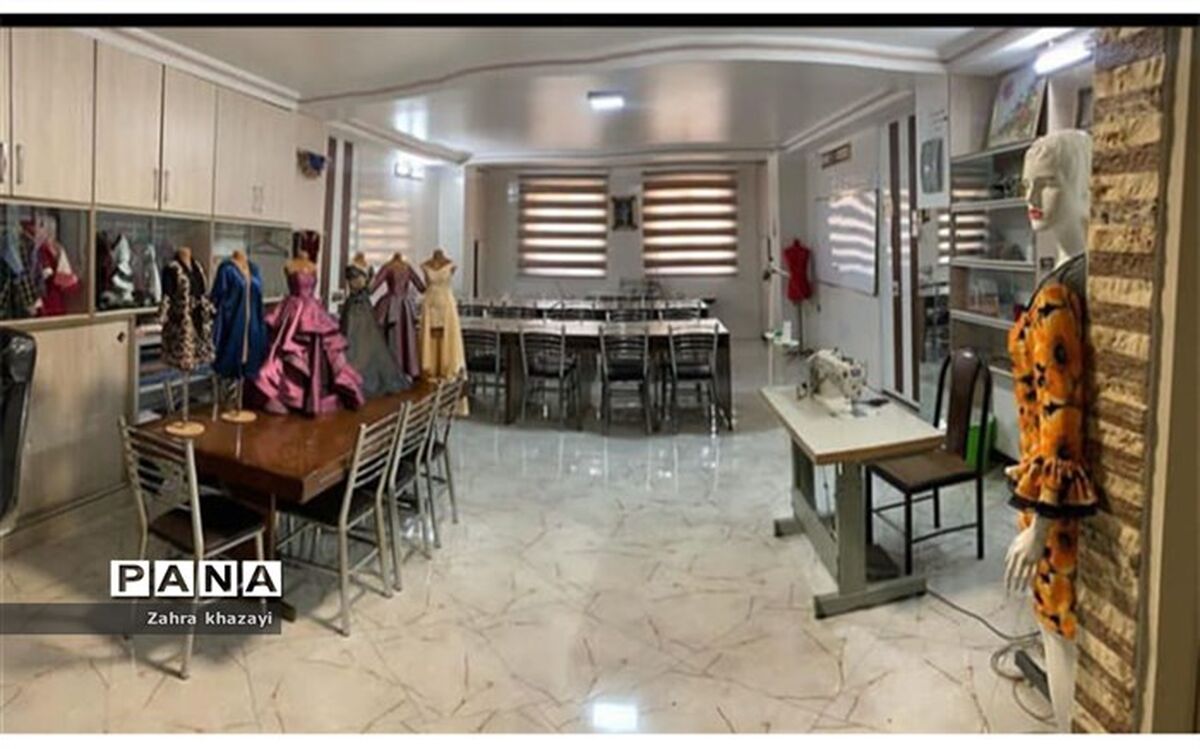 خیاطی هنر دستی زنان موفق جامعه است