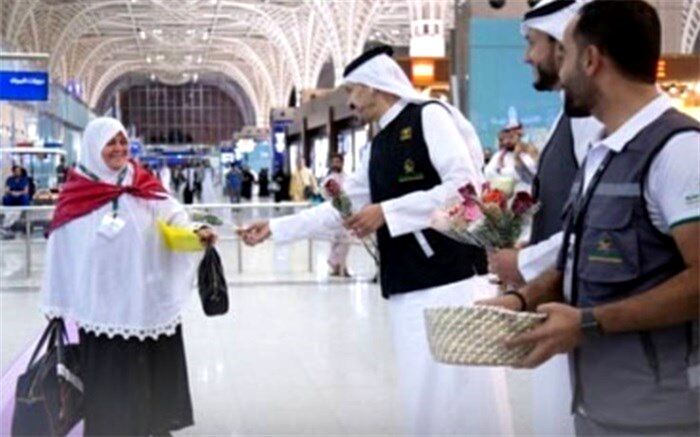 اولین زائران عمره مفرده وارد عربستان شدند