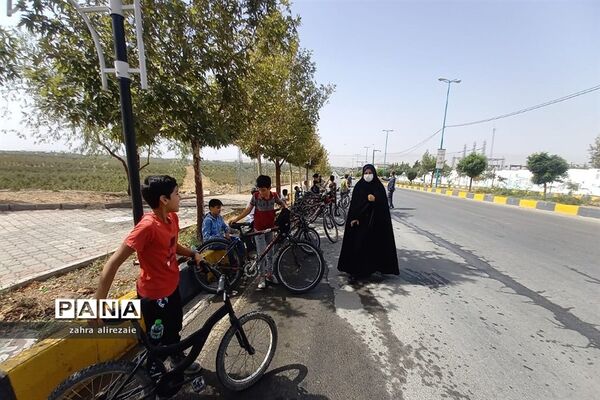 همایش دوچرخه‌سواری در شهر آبسرد دماوند