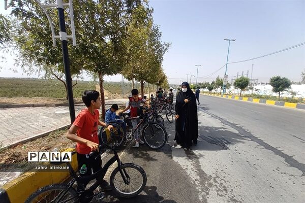 همایش دوچرخه‌سواری در شهر آبسرد دماوند