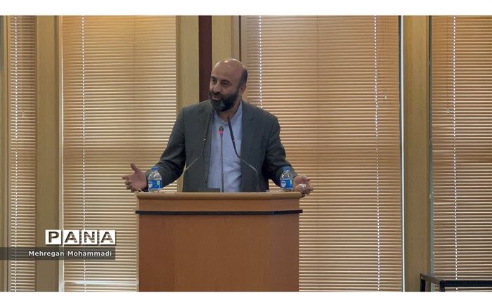 مجلس دانش‌آموزی با فعالیت‌های خود سرآغاز یک تجدید پیمان است