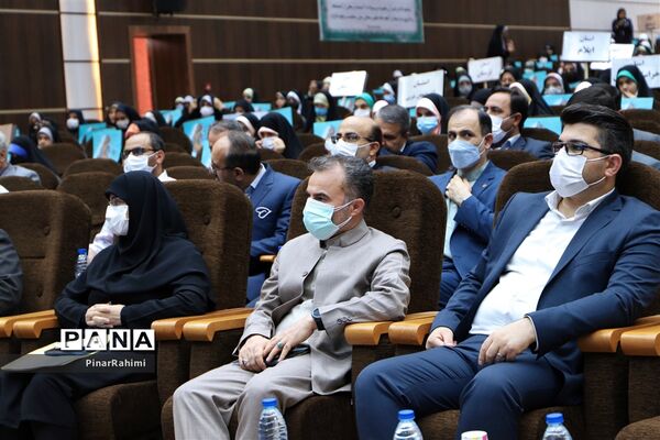 آیین افتتاحیه چهلمین دوره مسابقات قرآن، عترت و نماز دانش‌آموزان سراسر کشور (بخش دختران)