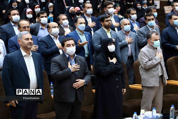 آیین افتتاحیه چهلمین دوره مسابقات قرآن، عترت و نماز دانش‌آموزان سراسر کشور (بخش دختران)