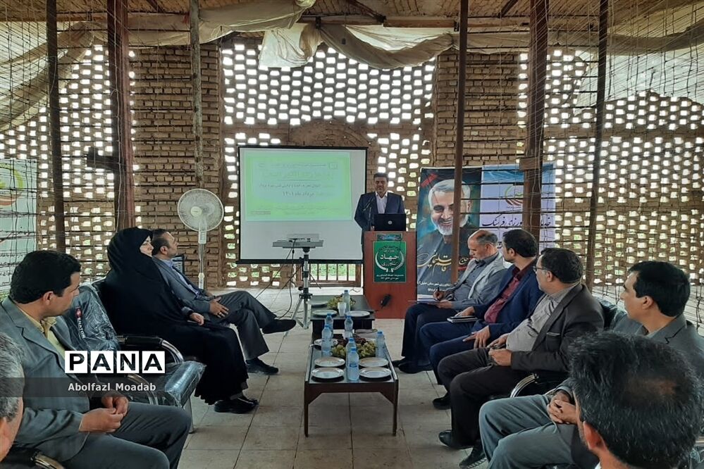 برگزاری مراسم روز مزرعه در خلیل‌آباد