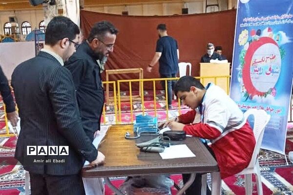میز خدمت جمعیت هلال احمر ساری