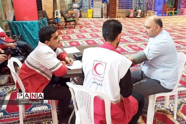 میز خدمت جمعیت هلال احمر ساری