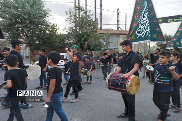 مراسم آیینی پرچم بدستان و بیرق‌داران ندای محرم نوش‌آباد