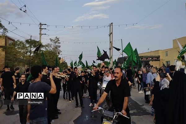 مراسم آیینی پرچم بدستان و بیرق‌داران ندای محرم نوش‌آباد