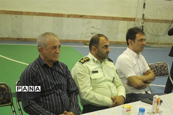 مسابقات کشتی چند‌جانبه در میاندورود