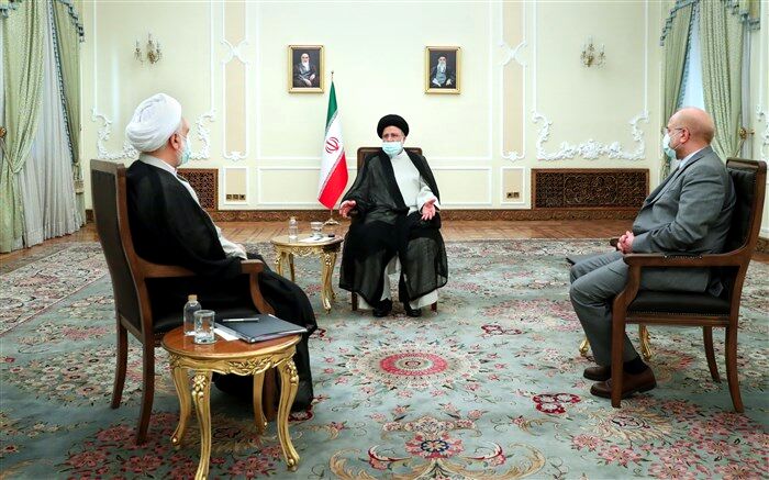 تاکید سران قوا بر بسیج امکانات و انجام اقدامات هماهنگ برای امدادرسانی به سیل‌زدگان