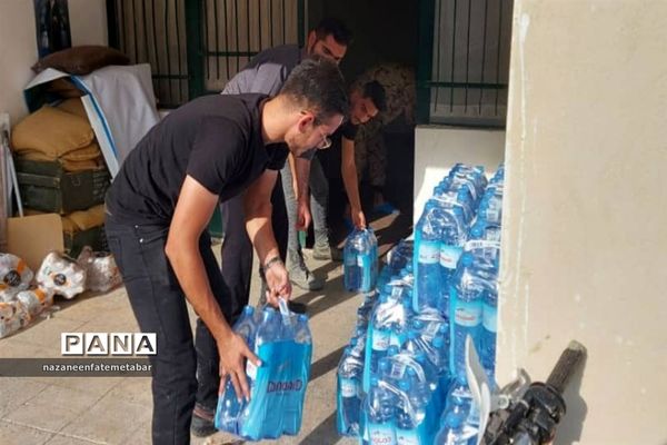 کمک به سیل‌زدگان توسط مردم جهادگر فیروزکوه