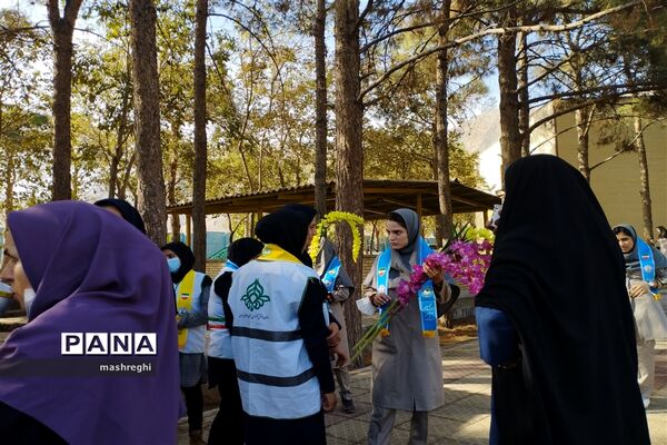 برگزاری اردوی مهارتی ویژه دانش‌آموزان دختر پیشتاز در استان اصفهان