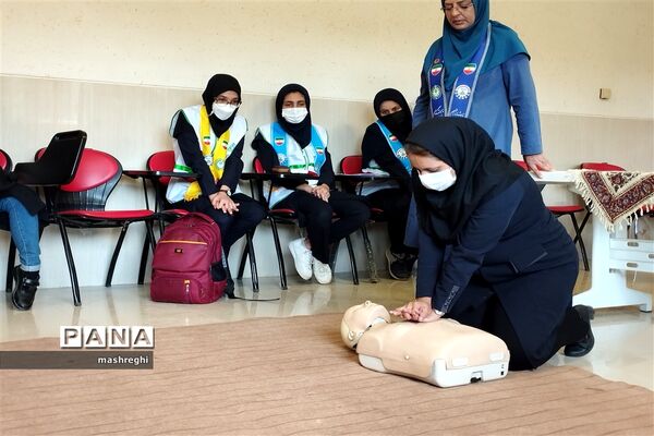 برگزاری اردوی مهارتی ویژه دانش‌آموزان دختر پیشتاز در استان اصفهان