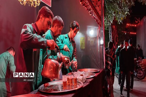 شورو شوق حسینی در کوچه پس کوچه‌های مشهد