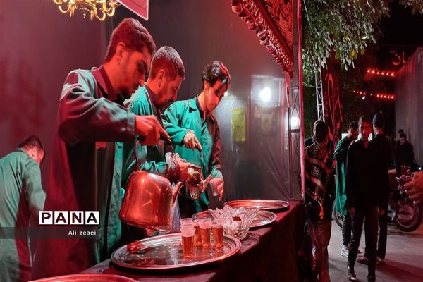 شورو شوق حسینی در کوچه پس کوچه‌های مشهد