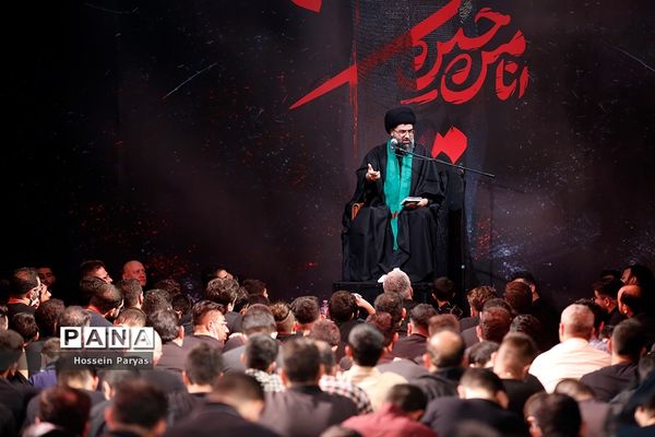 عزاداری شب سوم محرم در امام‌زاده صالح(ع)