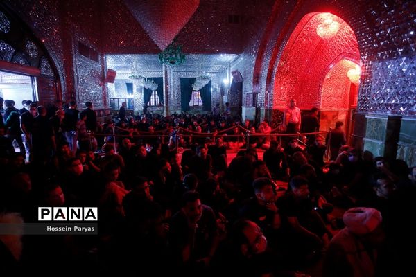 عزاداری شب سوم محرم در امام‌زاده صالح(ع)