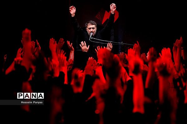 عزاداری شب سوم محرم در امام‌زاده صالح(ع)