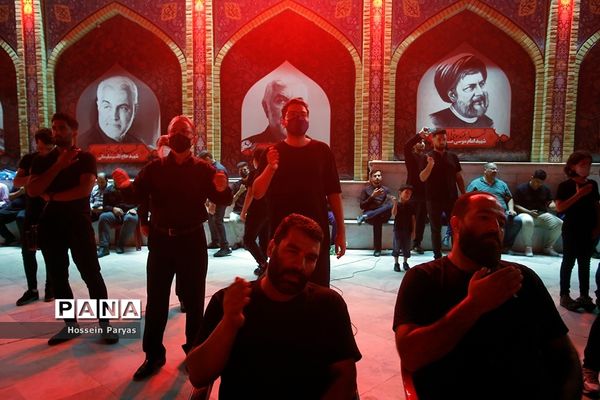 عزاداری شب سوم محرم در امام‌زاده صالح(ع)