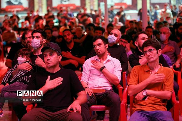 عزاداری شب سوم محرم در امام‌زاده صالح(ع)