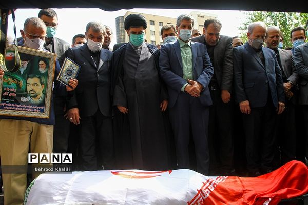 تشییع پیکر عادل آذر  رئیس سابق مرکز آمار و دیوان محاسبات کشور