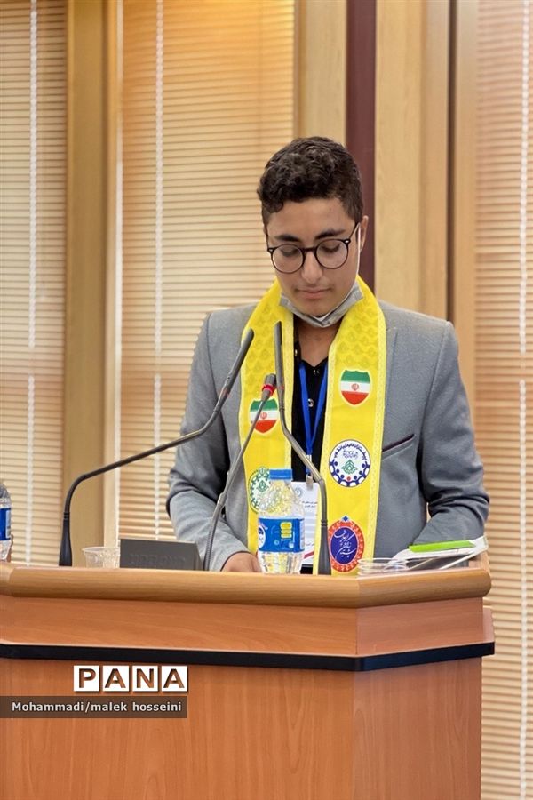 نشست نمایندگان یازدهمین دوره مجلس دانش‌آموزی استان گلستان