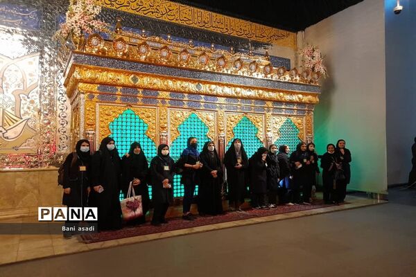بازدید دانش‌آموزان دختر منطقه ۱۳  از موزه ملی دفاع مقدس
