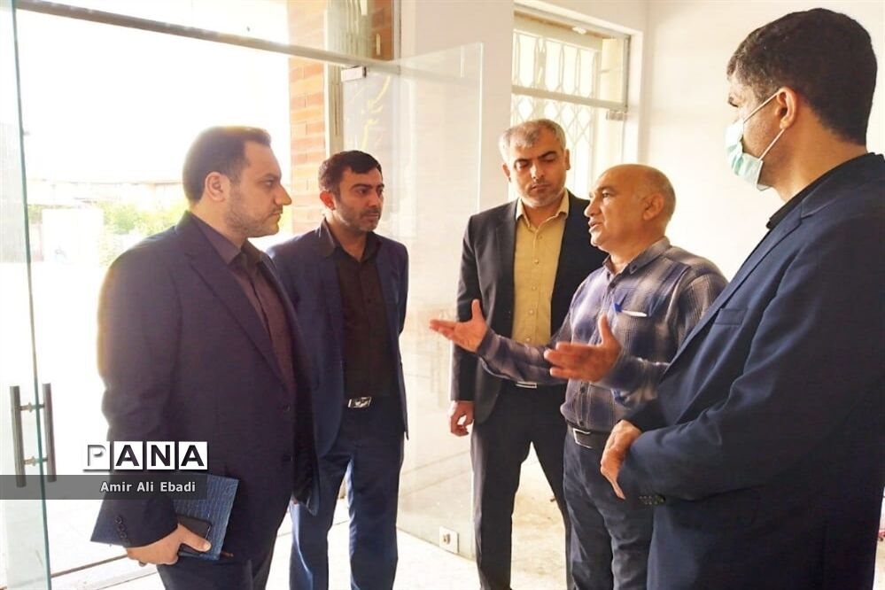 بازدید بخشدار میاندورود از پروژه دبستان شهید برزگر بادله