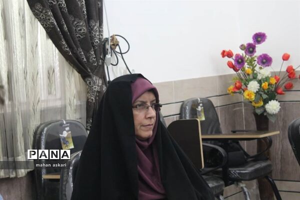 نشست مدیران مدارس متوسطه اول در گلوگاه