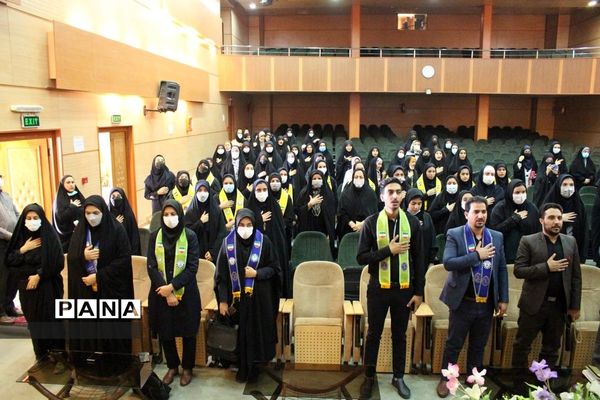 بازدید مسئولان سازمان دانش‌آموزی استان فارس از روند برگزاری همایش دختران بانوی بهشت