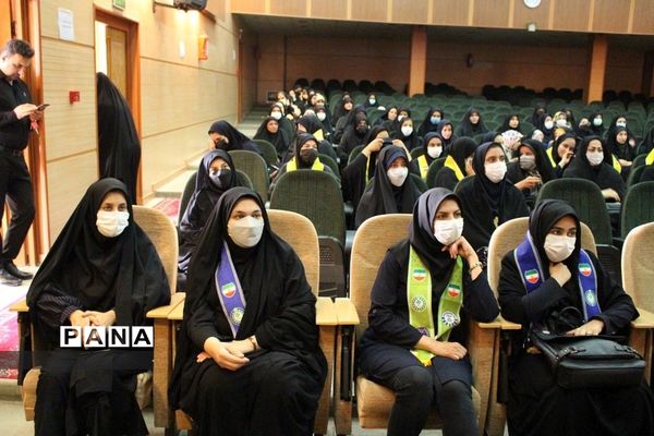 بازدید مسئولان سازمان دانش‌آموزی استان فارس از روند برگزاری همایش دختران بانوی بهشت