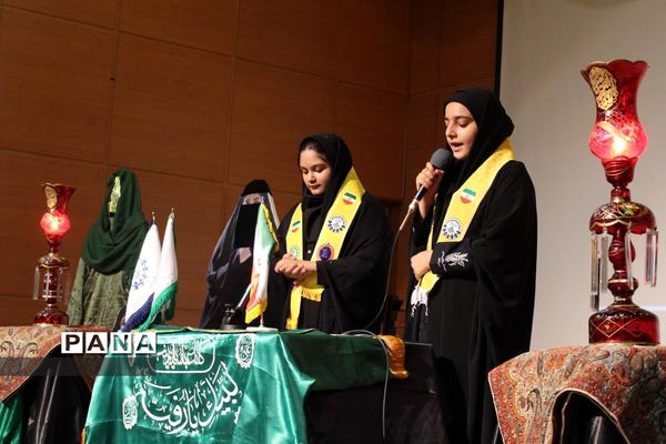 بازدید مسئولان سازمان دانش‌آموزی استان فارس از روند برگزاری همایش دختران بانوی بهشت